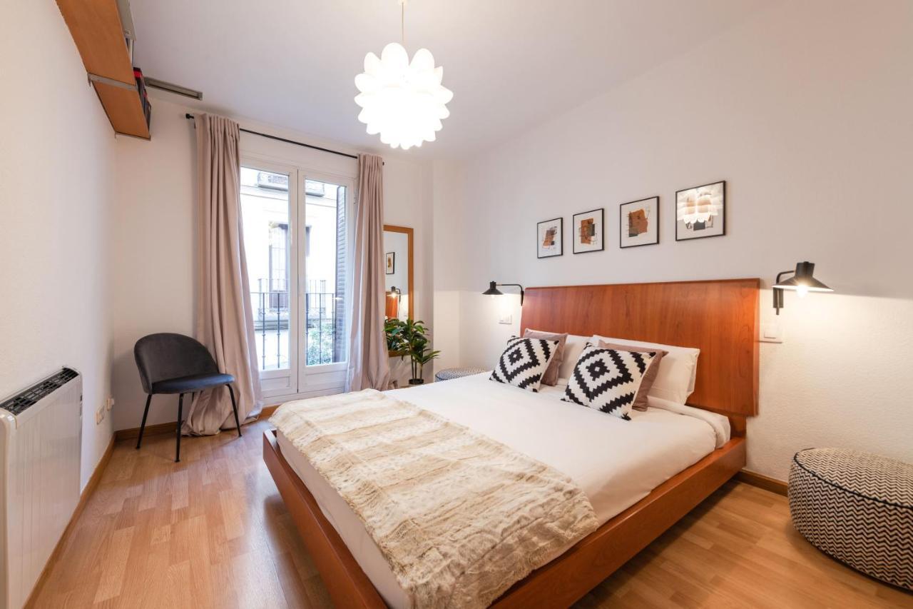 2 Bedrooms 2 Bathrooms Furnished - Malsana - With Pool - Mintystay Мадрид Екстериор снимка