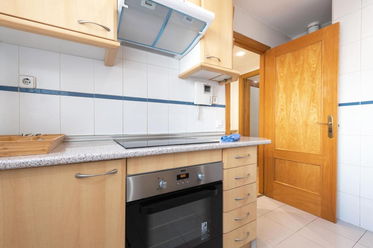 2 Bedrooms 2 Bathrooms Furnished - Malsana - With Pool - Mintystay Мадрид Екстериор снимка
