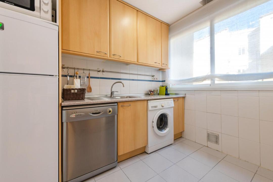 2 Bedrooms 2 Bathrooms Furnished - Malsana - With Pool - Mintystay Мадрид Екстериор снимка